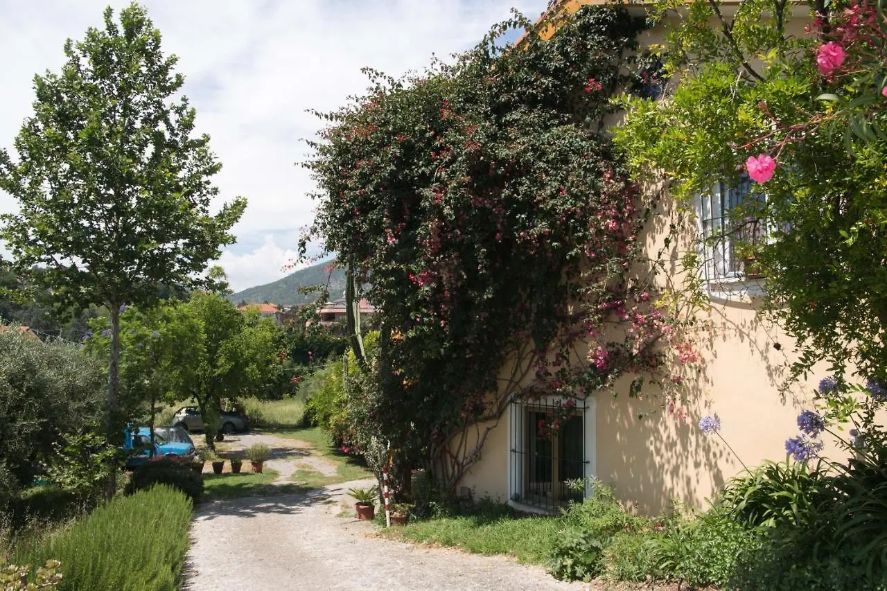 B&B La casa dei gelsi Loano 0*,
