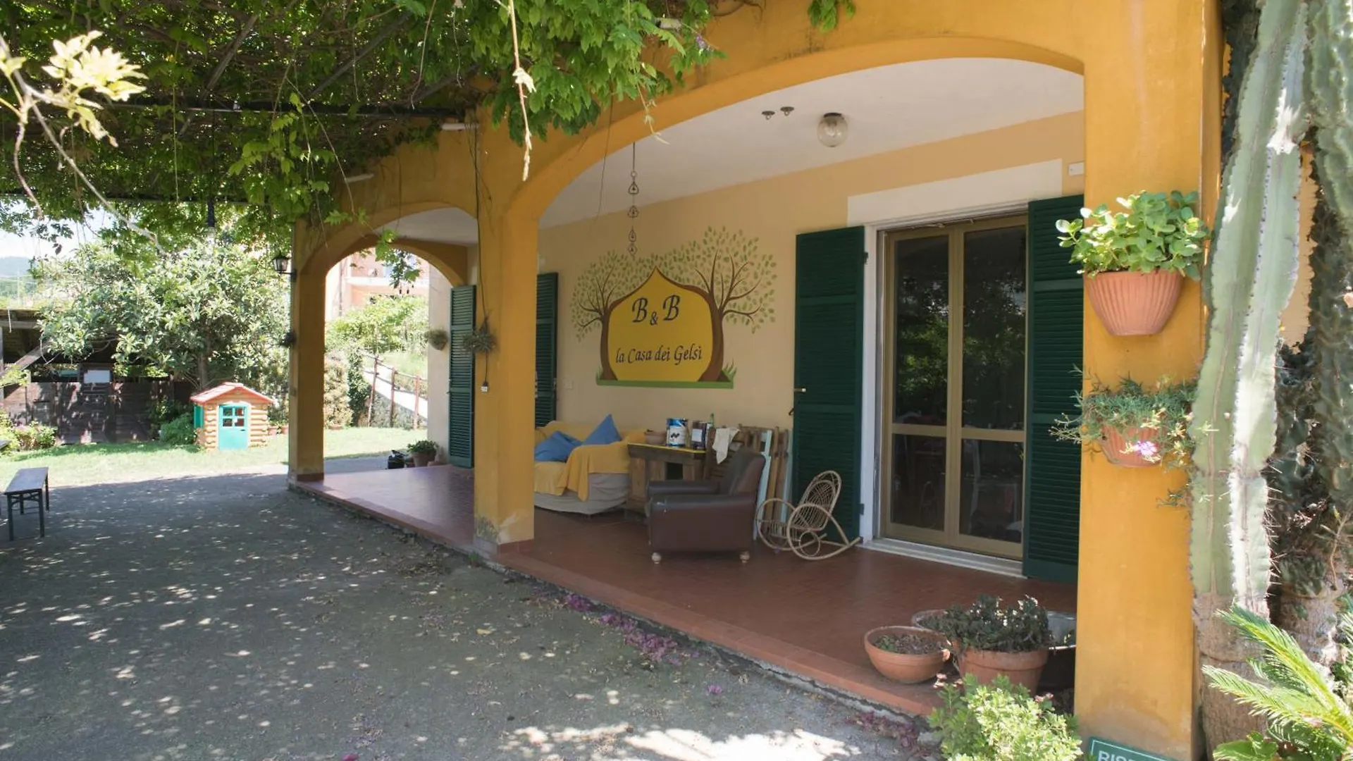 Bed & Breakfast B&B La casa dei gelsi Loano